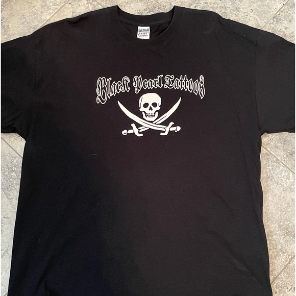 Black Pearl Tattoos T Shirt Vintage Never Worn XXL - Picture 2 of 4